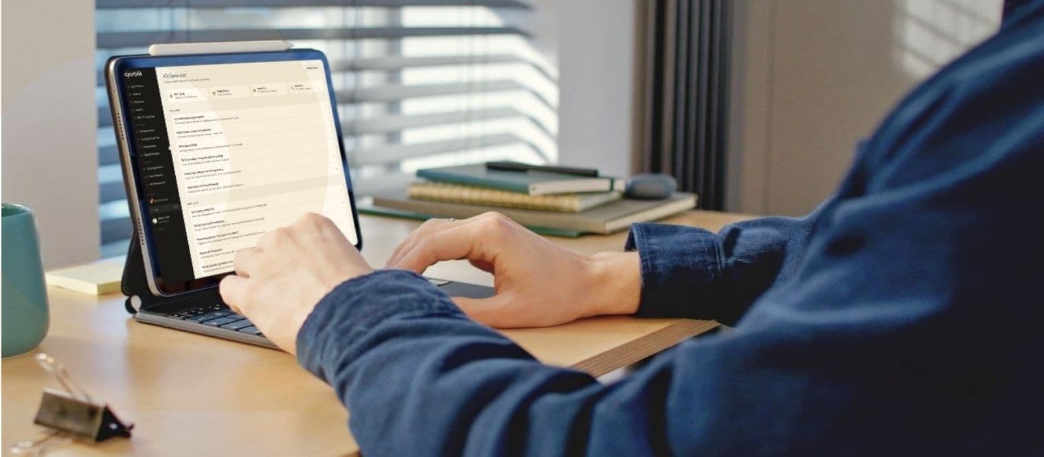 Ejerblik påmindelser vist på iPad med tastatur