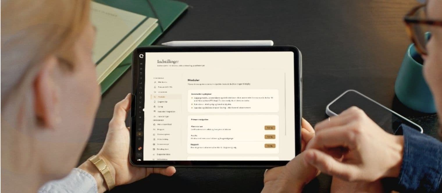 Ejerblik modulindstillinger i iPad på møde — ny leder